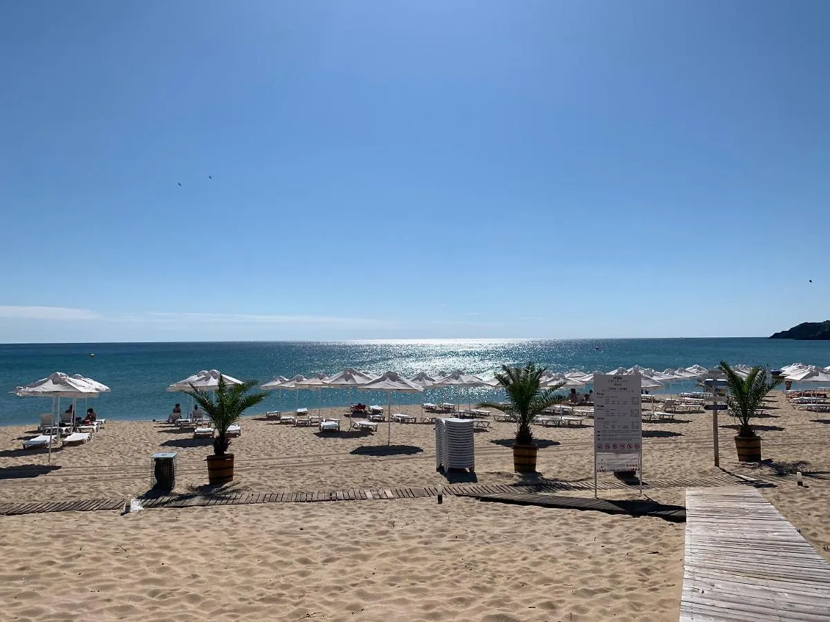 Apartment Луксозно Студио В Затворен Комплекс Gl На Плаж Каваци Sozopol